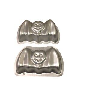 Halloween Bat Metal Bake Pans 5 1/2" x 3 1/2"